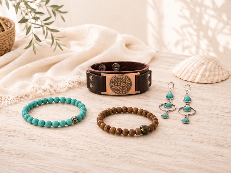Yoga Schmuck mit Heilsteinen, Lederarmband und Türkis Ohrringen
