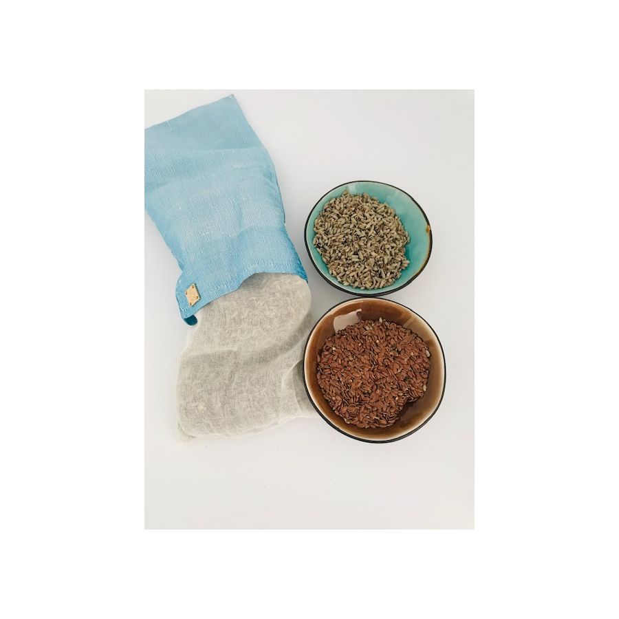 Augenkissen mit Lavendel und Leinsamen in hellblau