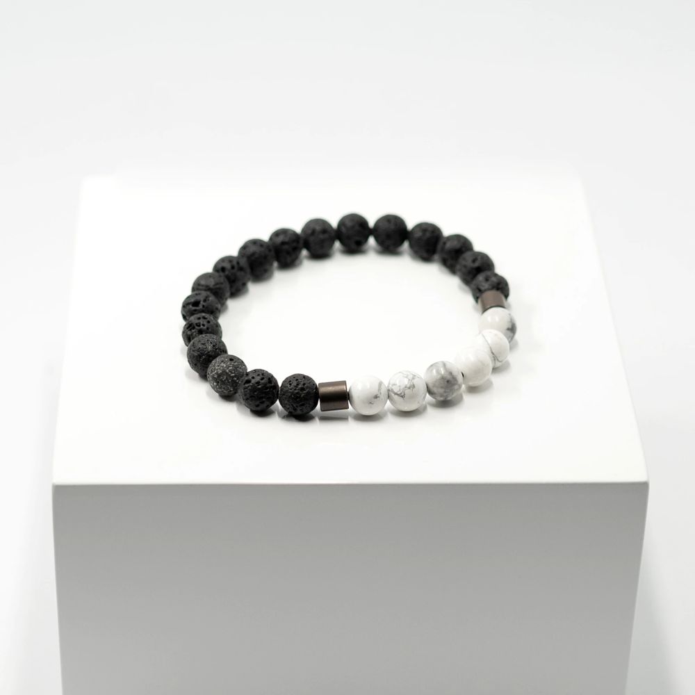 Armband aus Lava und Howlith