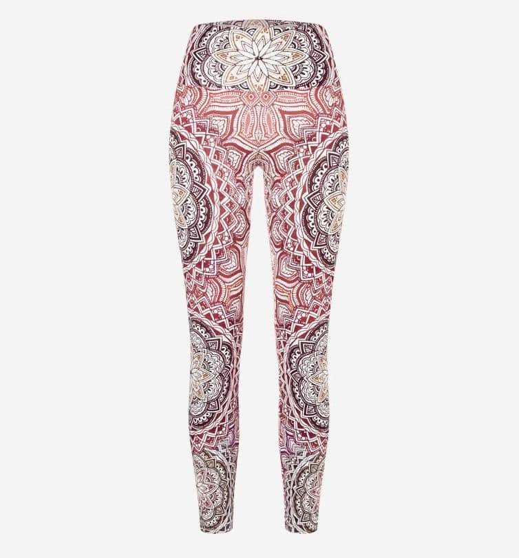 Spirit of Om Yoga Legging Mangala in erdrot mit Mandala Muster Hinteransicht