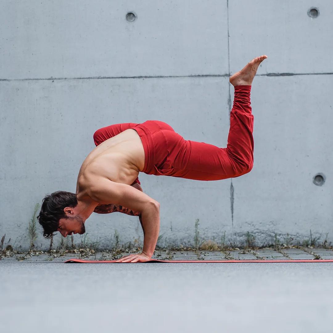 Mahan Yogahose Herren – Bordeaux