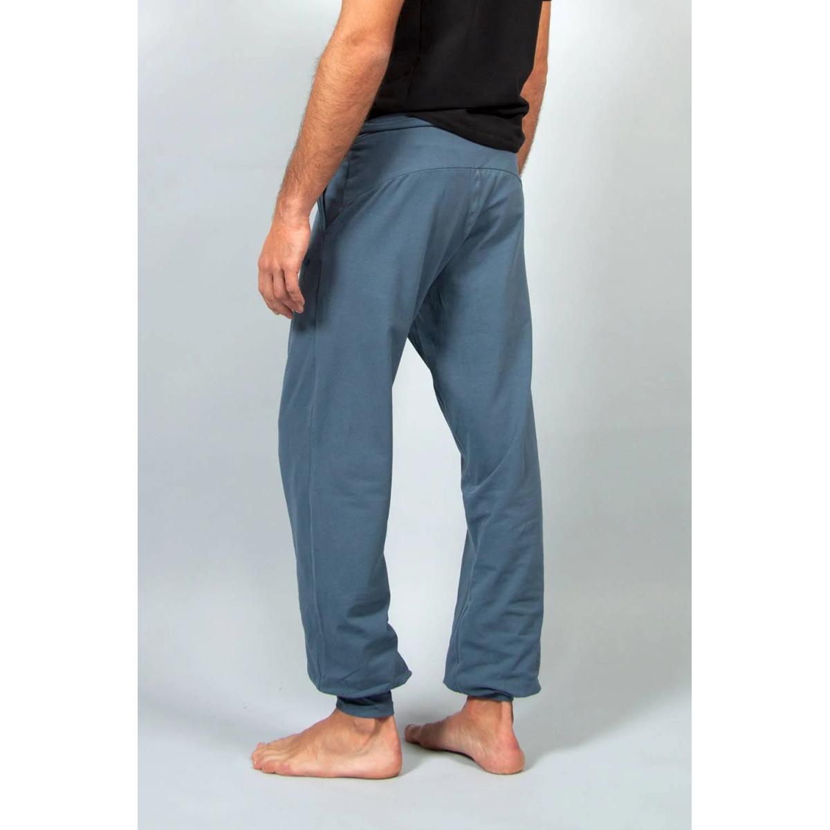 Mahan Yogahose Herren Indigo von Breath of Fire mit langen Beinbündchen in Rückansicht