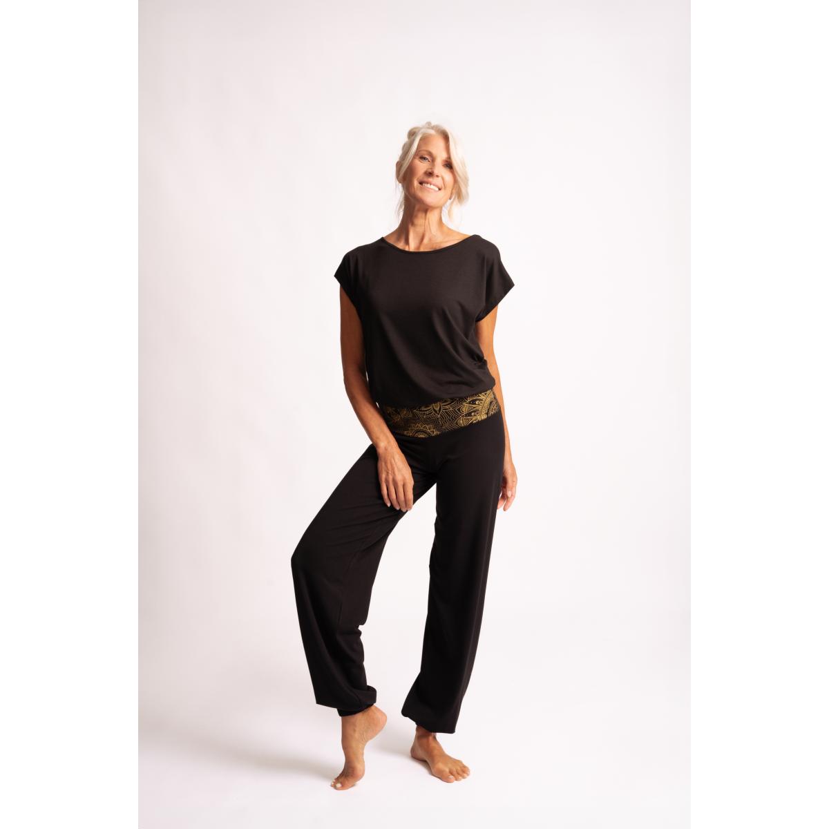 Spirit of Om Bali Hose schwarz mit goldenen Elementen