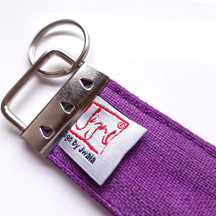 Schlüsselanhänger von Signs 'Liebe ist der Schlüssel' Detailansicht Rückseite