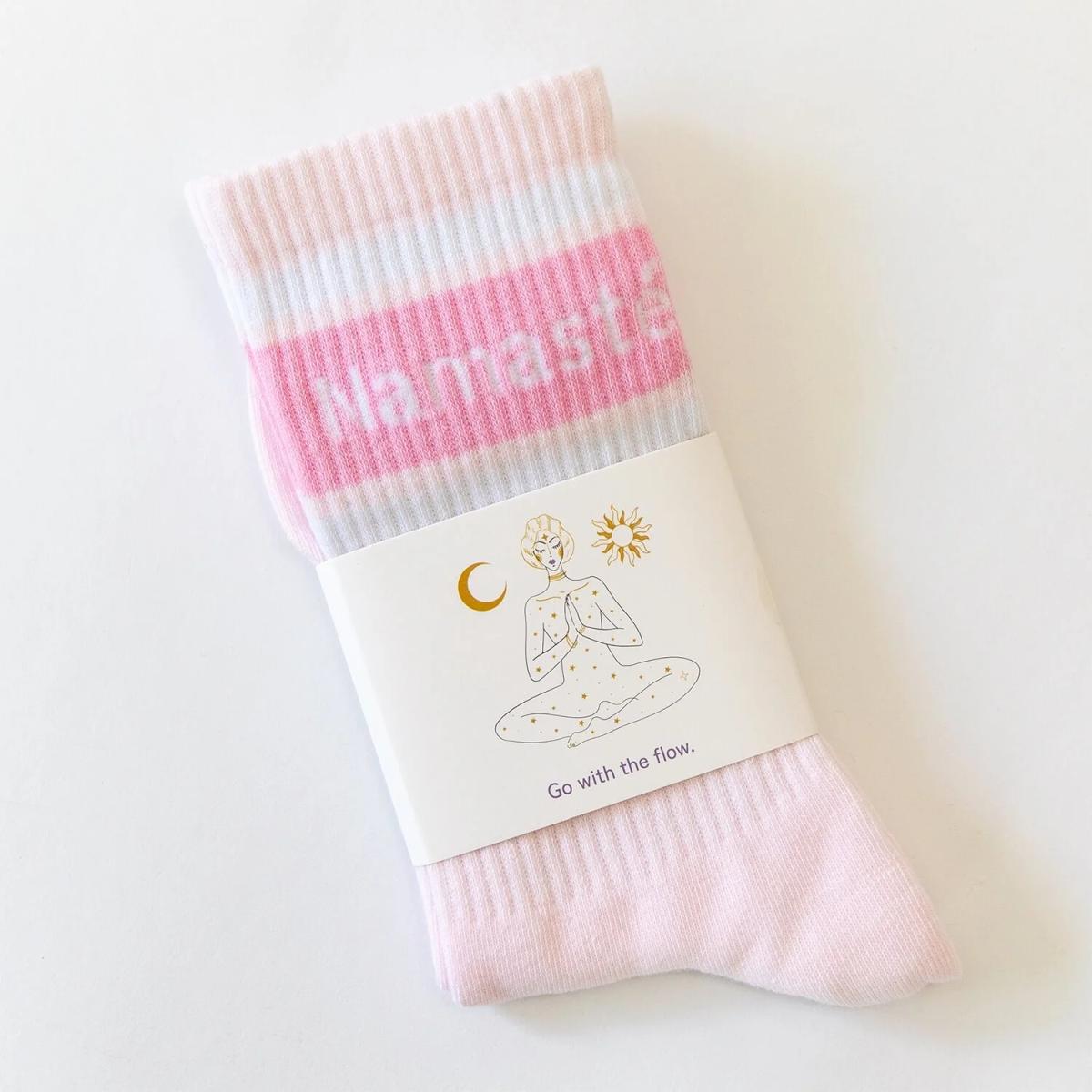 Rosa Yoga Socken Namasté von DIVASYA mit Go with the Flow Banderole