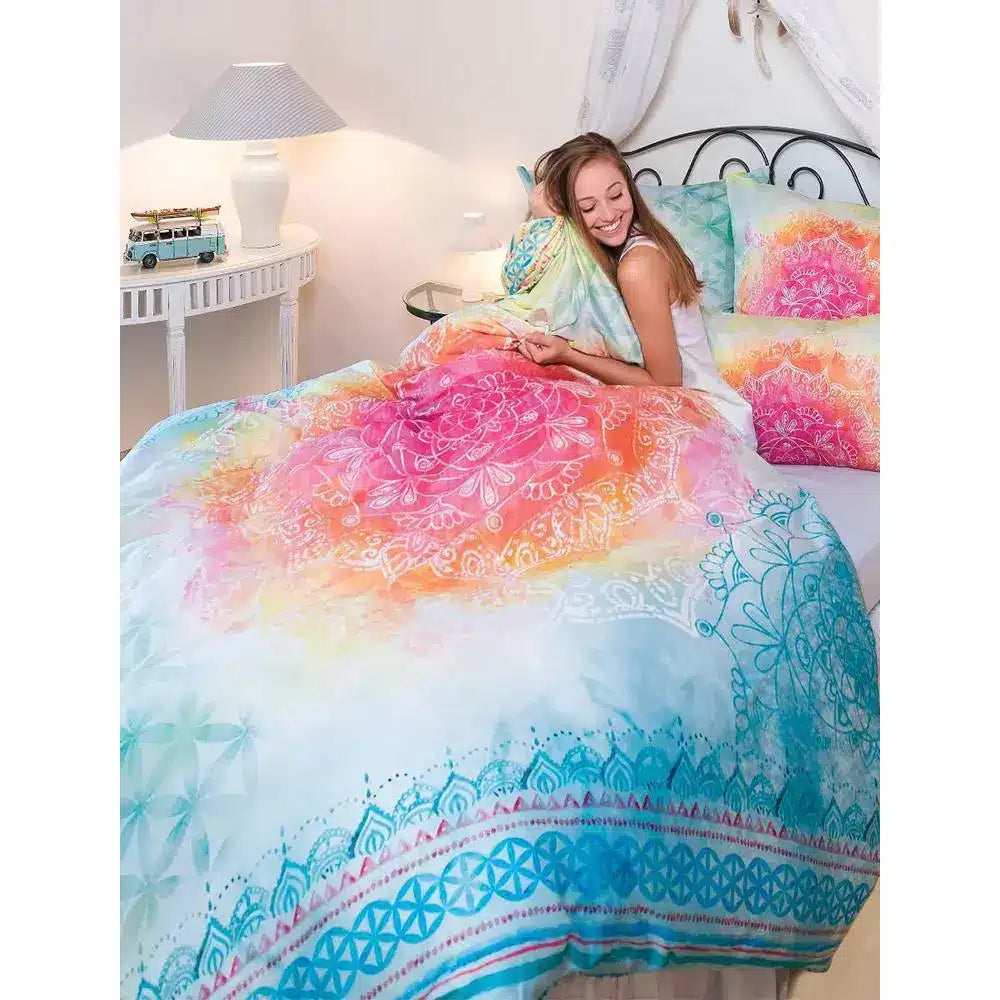 Bettwaesche Spirit of Om Faszination Rainbow farbenfroher Print