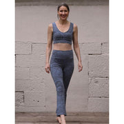 Yoga Bra und Yogahose Damen Guna in enzianblau mit hohem Bund und ausgestelltem Bein von Spirit of Om