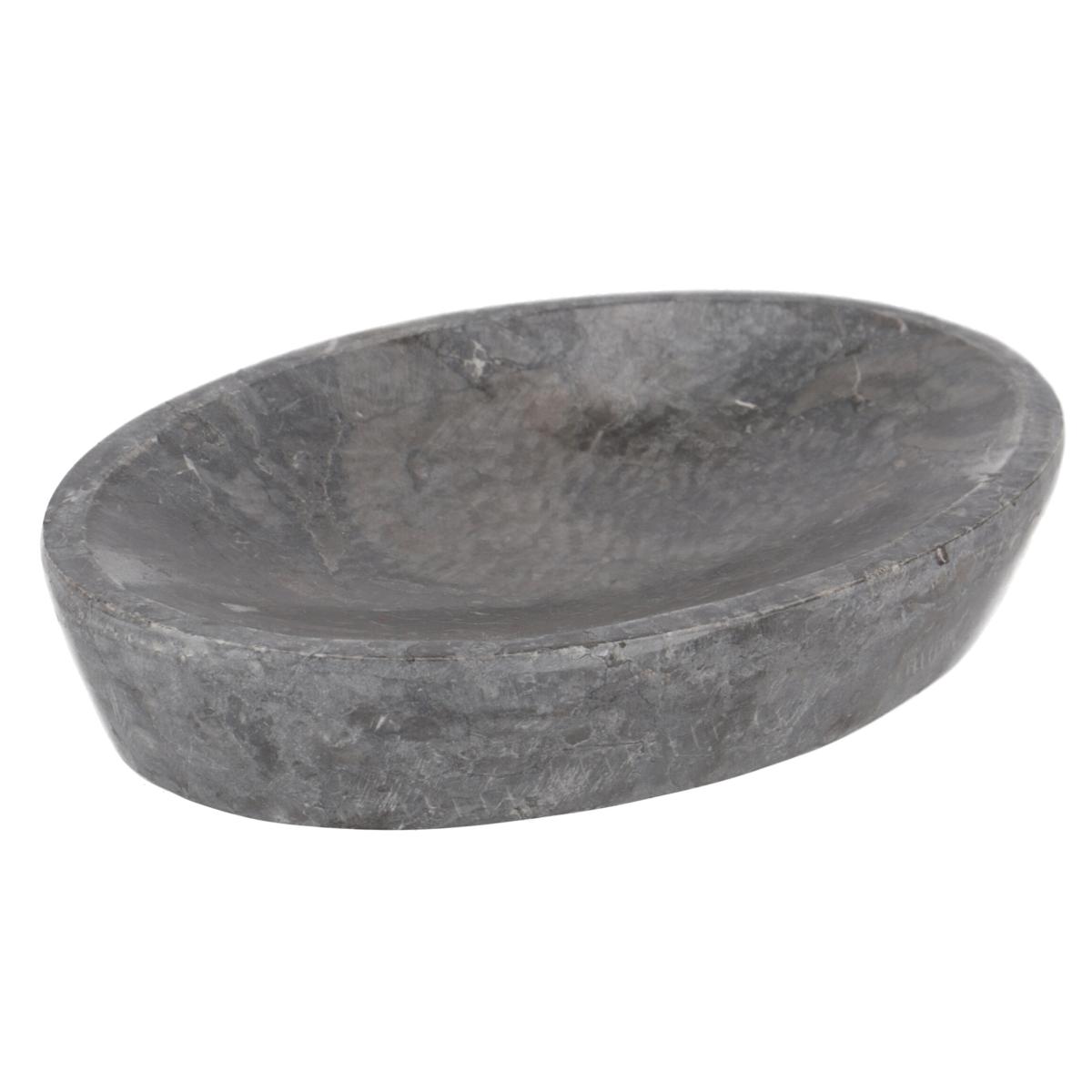 Massive ovale Seifenschale aus grauem Naturmarmor mit individueller Maserung und vertiefter Ablagefläche, 16 cm lang.