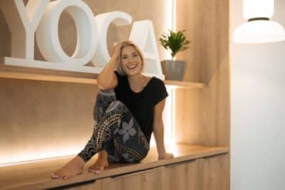 Yoga Kleidung für Damen und Herren im AlayaShol Yoga Shop Hannover