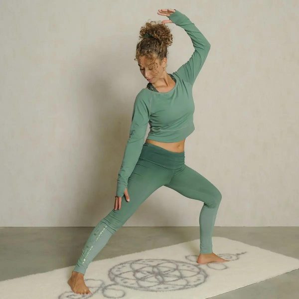 Crop Top Bambus green Yoga Shirt langarm Damen von Spirit of Om